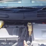 車のエンジンオイルの交換方法